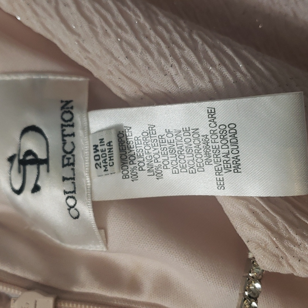 Dress by SD Collection - Picture 4 of 6